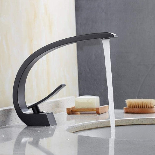 Baterie sanitară pentru lavoar – model semilună, negru mat T117