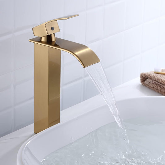 Baterie sanitară lavoar cascada auriu - model minimalist T161